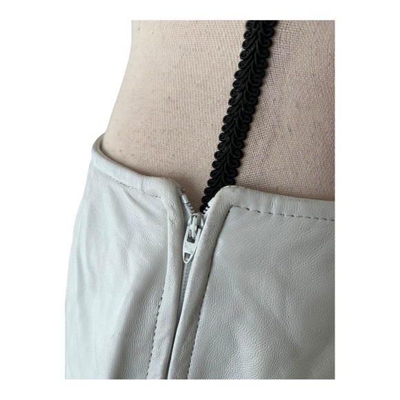 The Works Saks Fifth Avenue Vintage 80s Leather White Pencil Skirt Size 12 - Picture 4 of 9